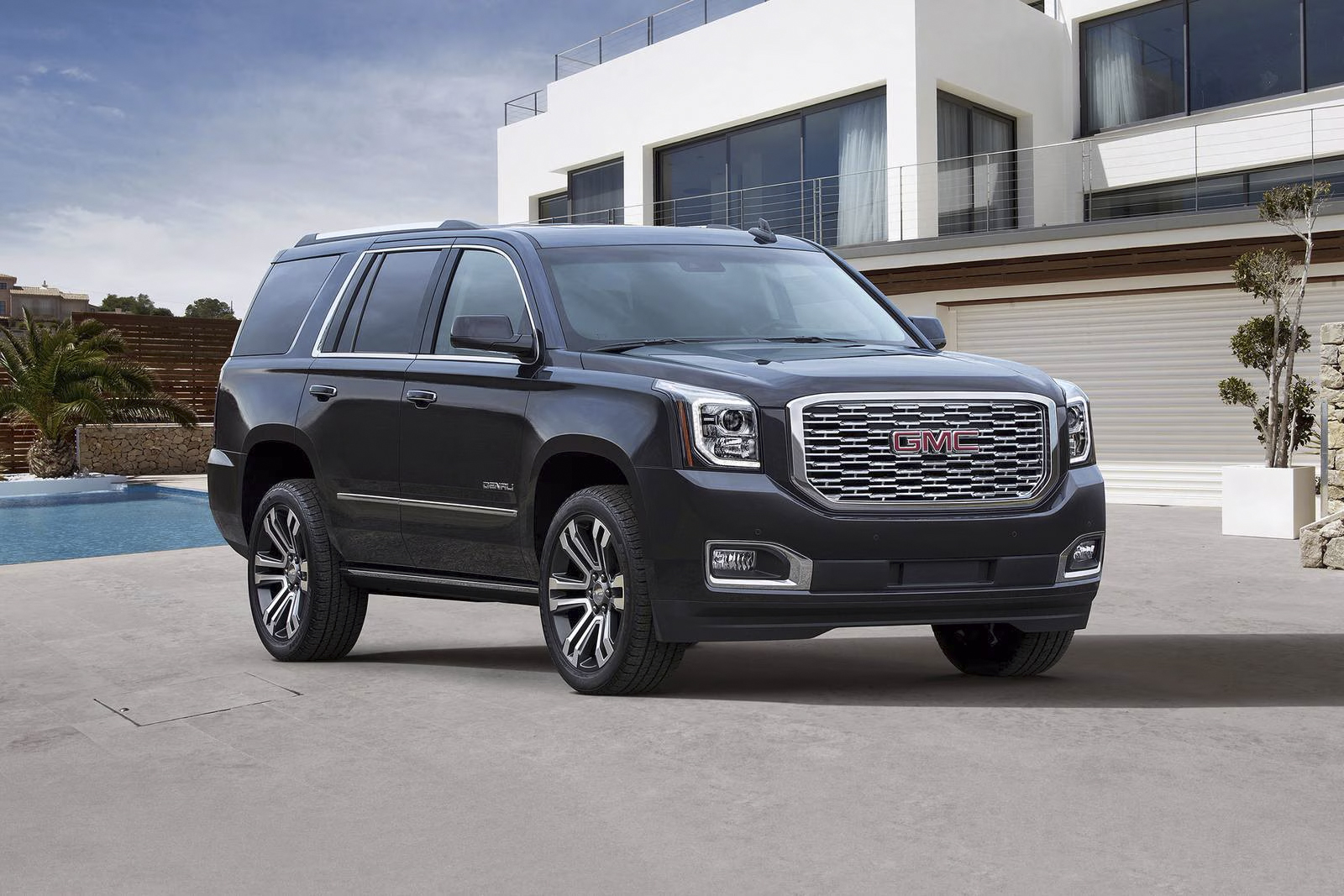 2020 GMC Yukon Battery Replacement